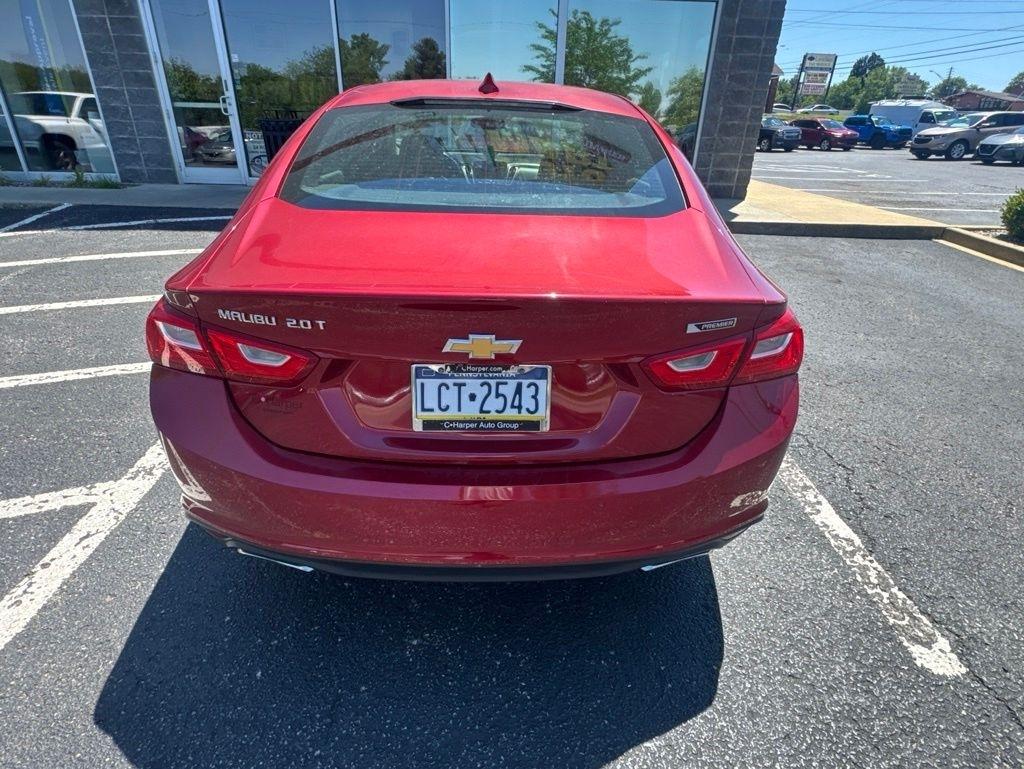 Chevrolet Malibu  2016