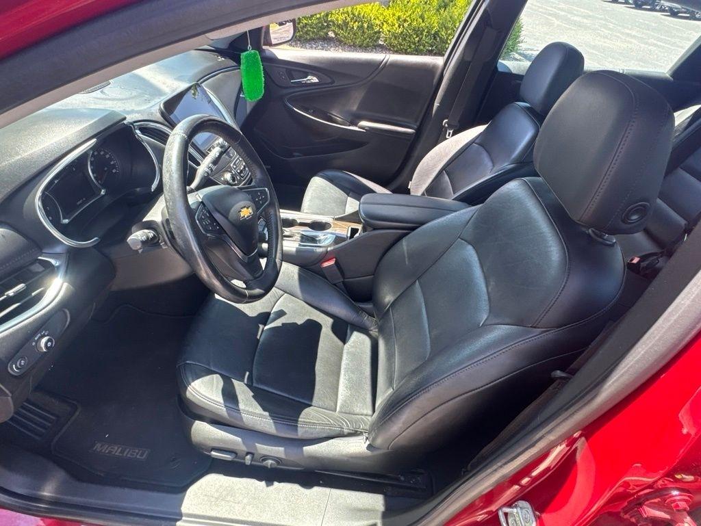 Chevrolet Malibu  2016