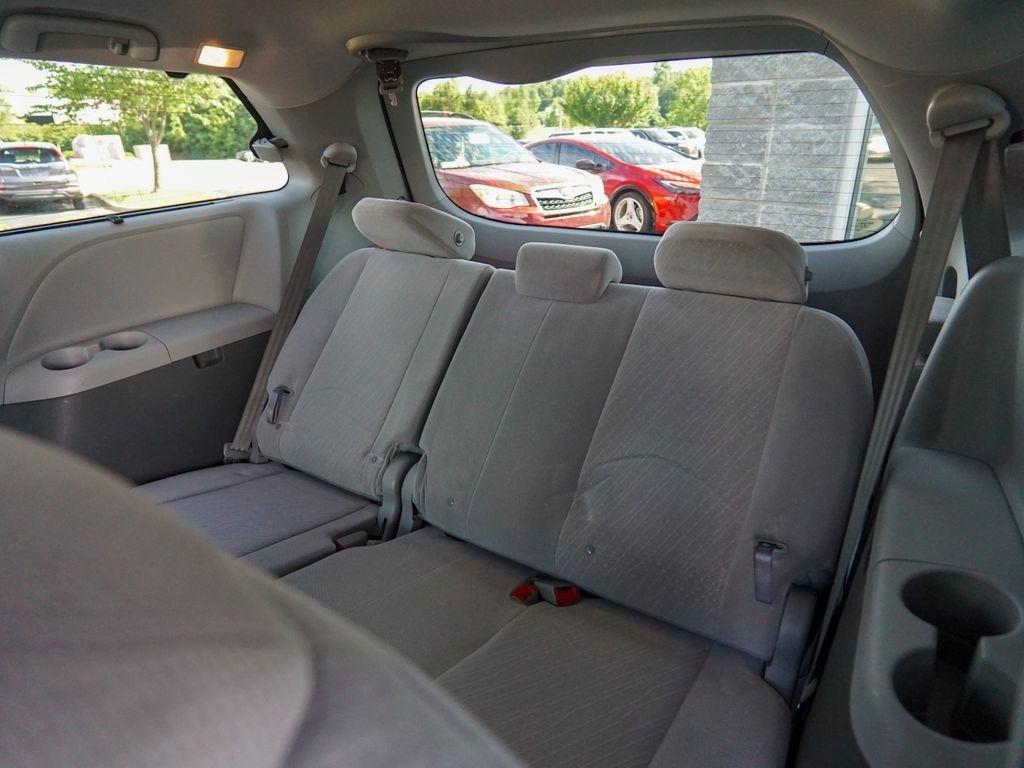Toyota Sienna  2017