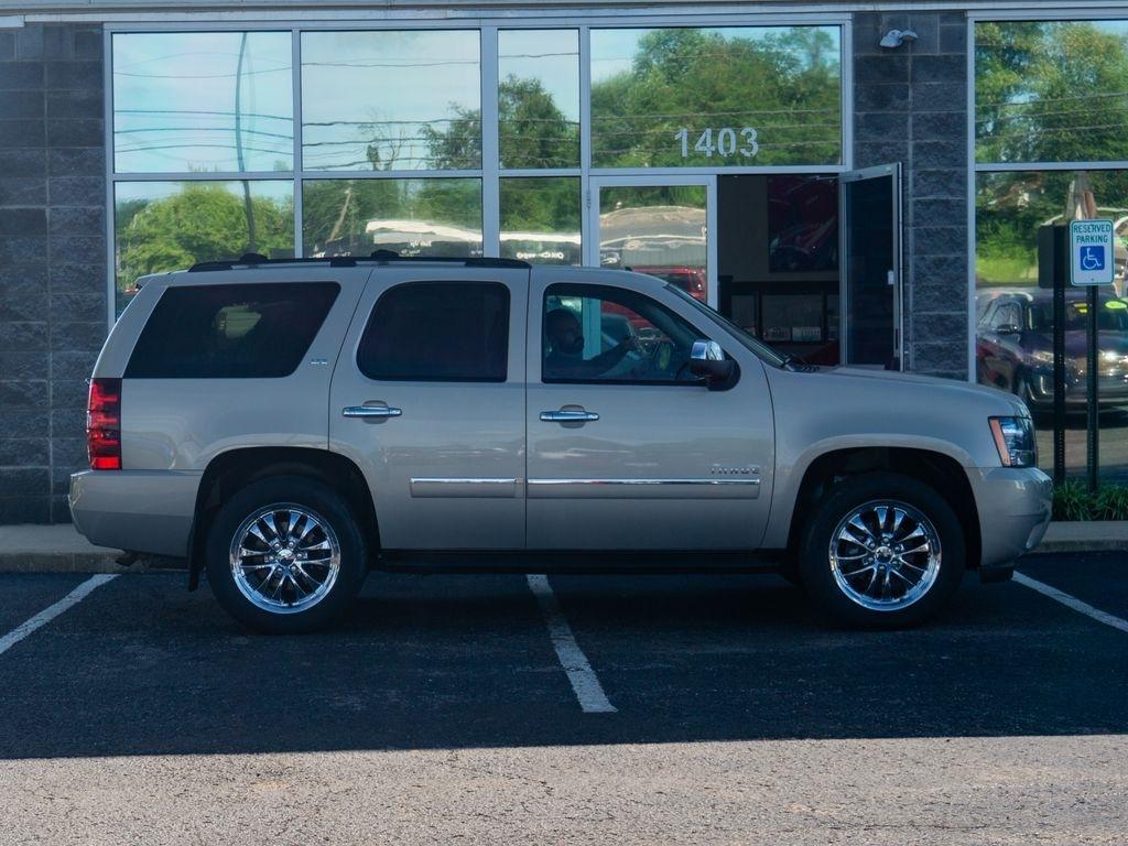Chevrolet Tahoe  2012
