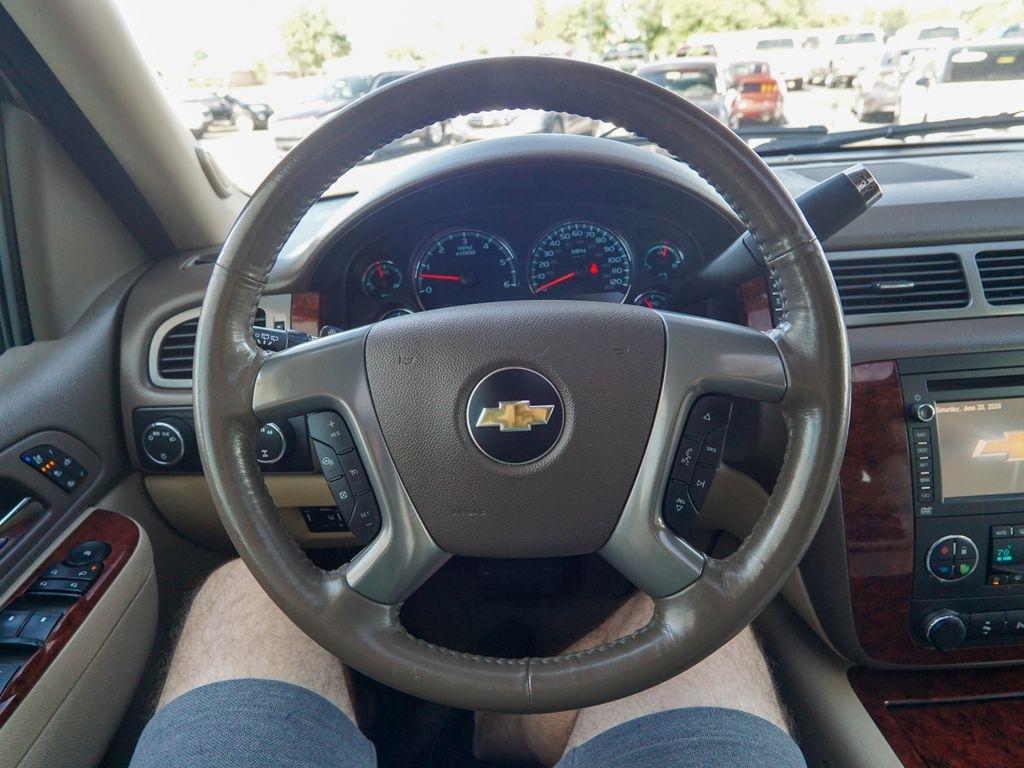 Chevrolet Tahoe  2012