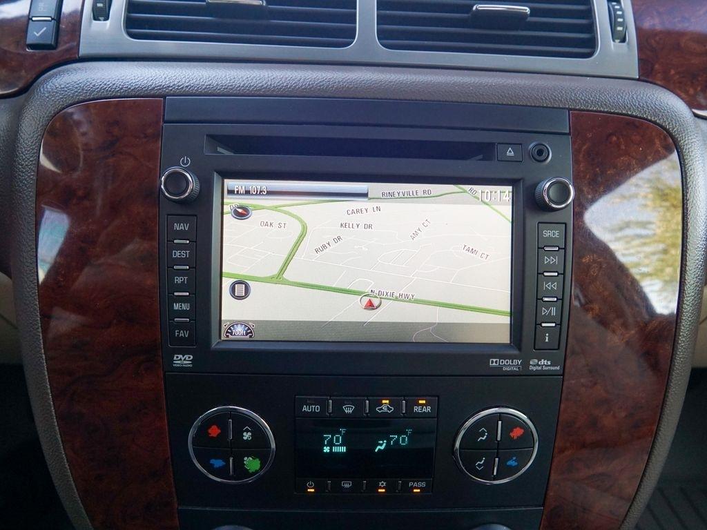 Chevrolet Tahoe  2012