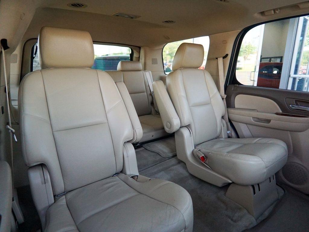 Chevrolet Tahoe  2012