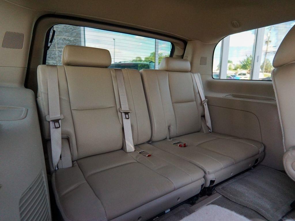 Chevrolet Tahoe  2012
