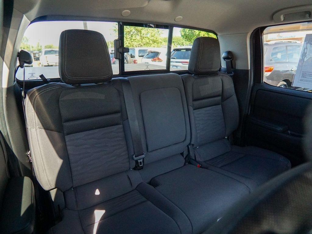 Nissan Frontier  2023