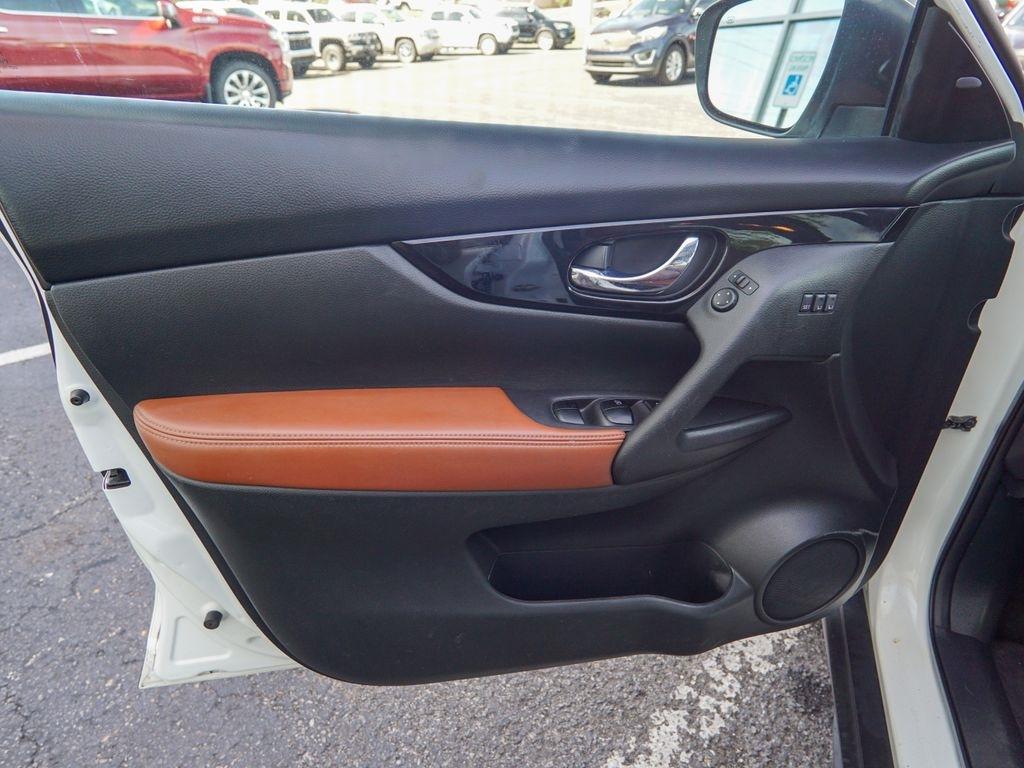 Nissan Rogue  2017