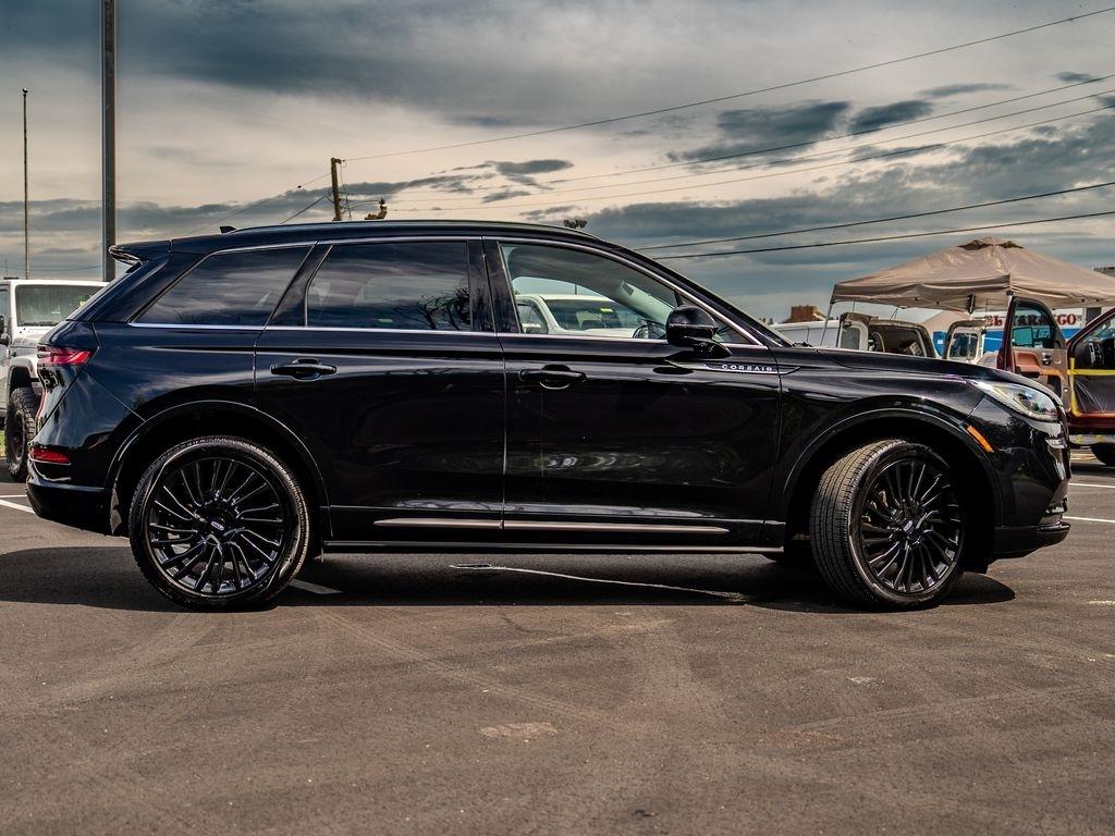 Lincoln Corsair  2021