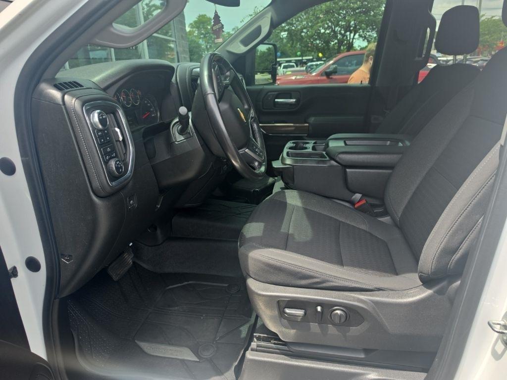 Chevrolet Silverado 2500HD  2021