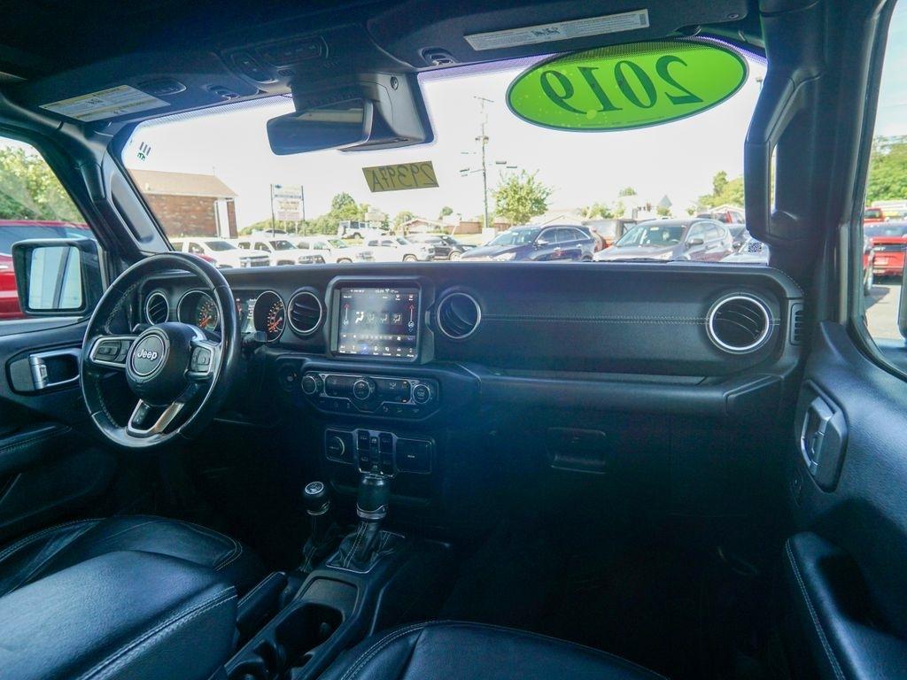 Jeep Wrangler  2019