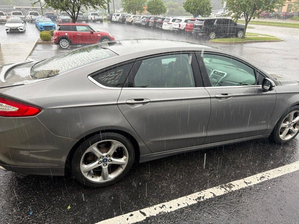 Ford Fusion  2013