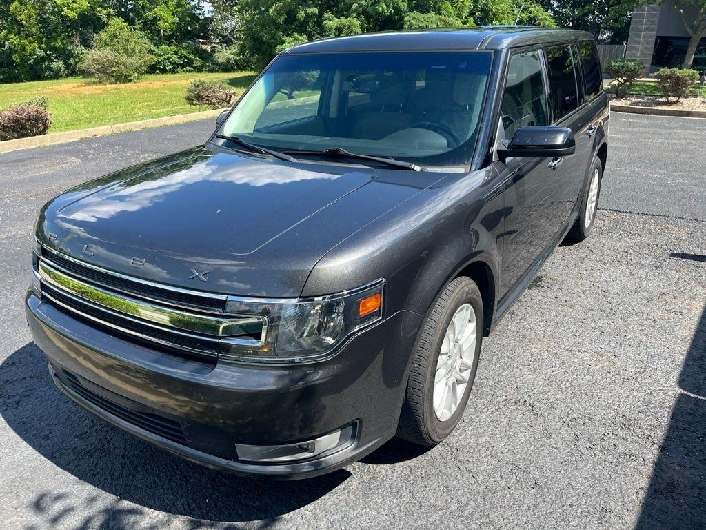View vehicle photo 2
