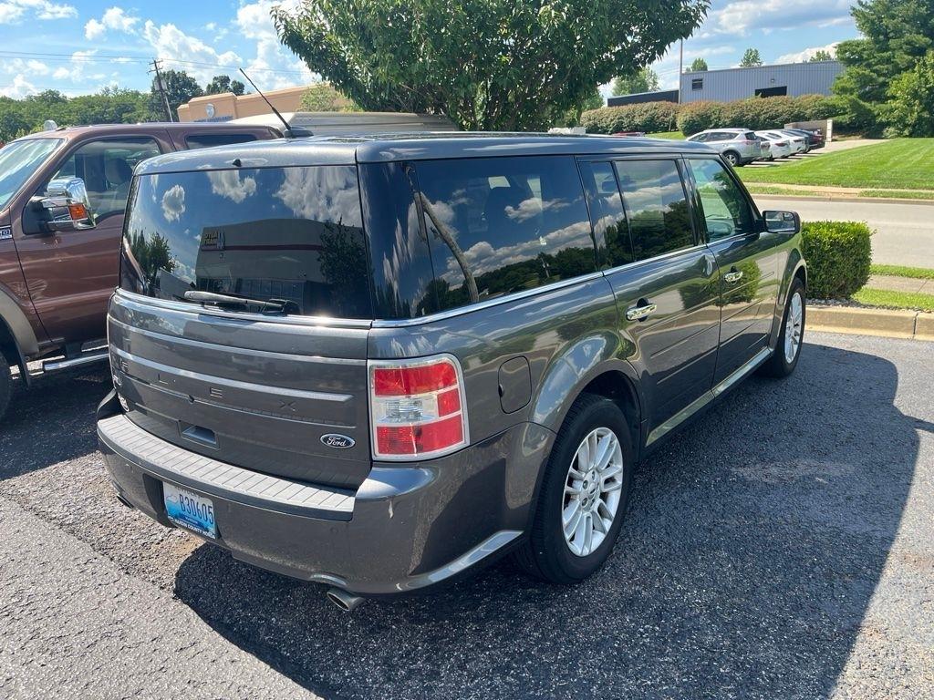 View vehicle photo 3