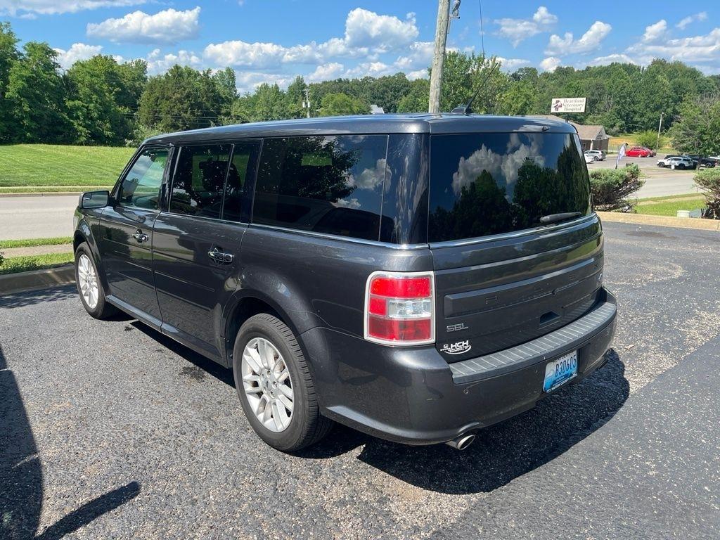 View vehicle photo 4