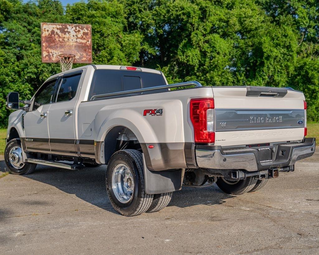 View vehicle photo 6