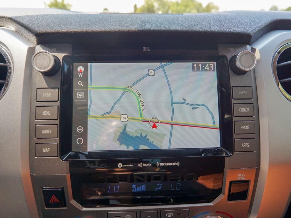 Toyota Tundra  2021