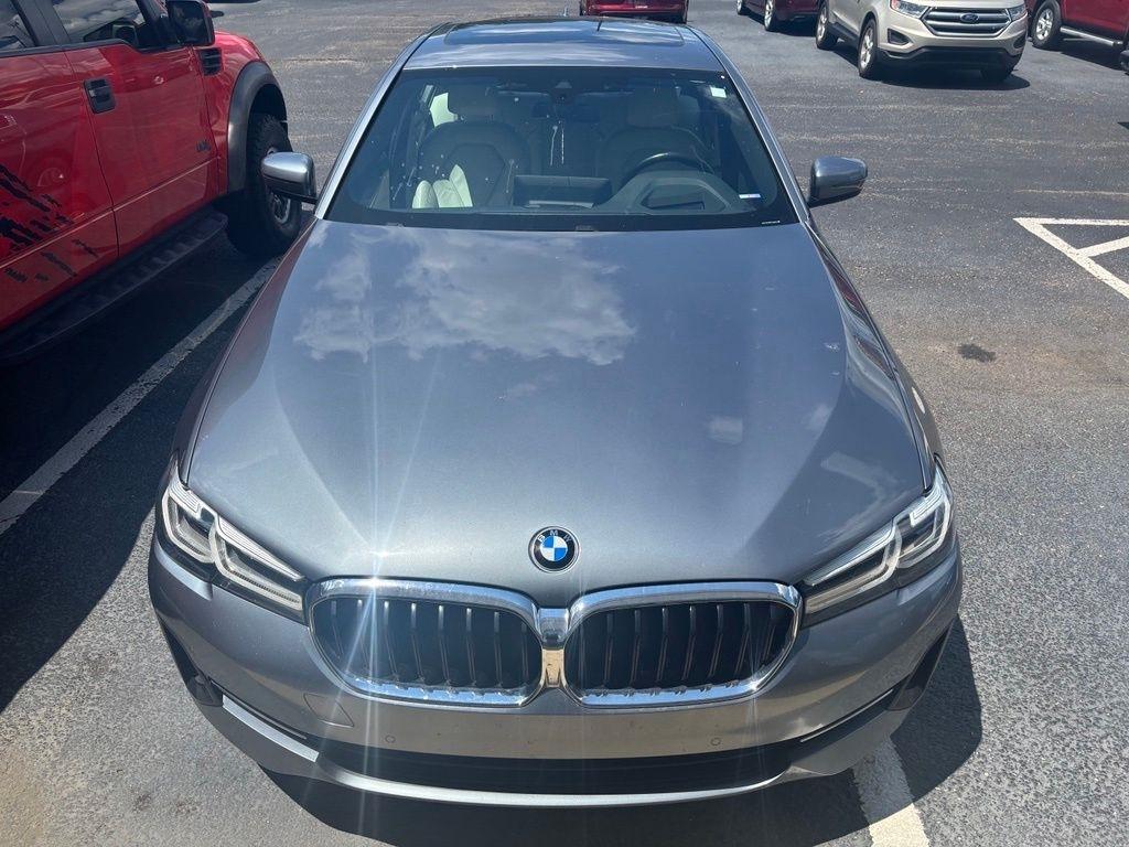 BMW 5-Series  2022