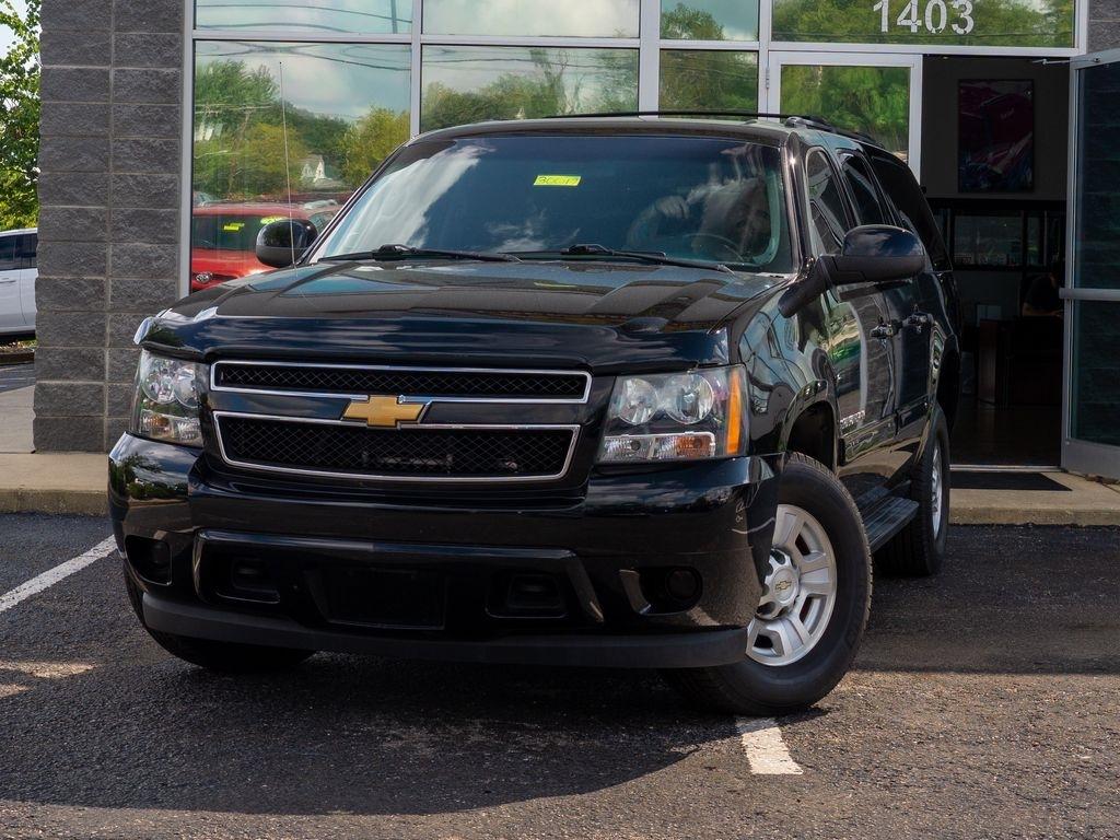 Chevrolet Suburban  2013