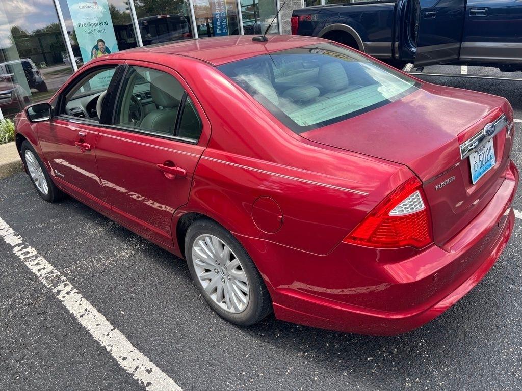Ford Fusion Hybrid  2011