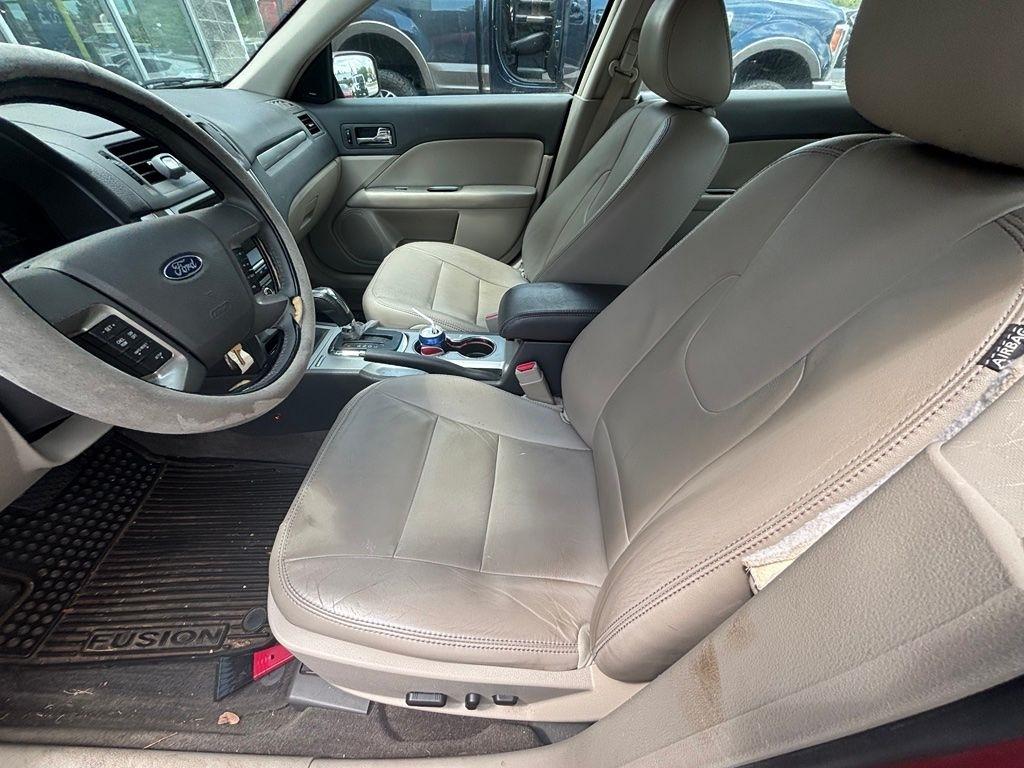 Ford Fusion Hybrid  2011