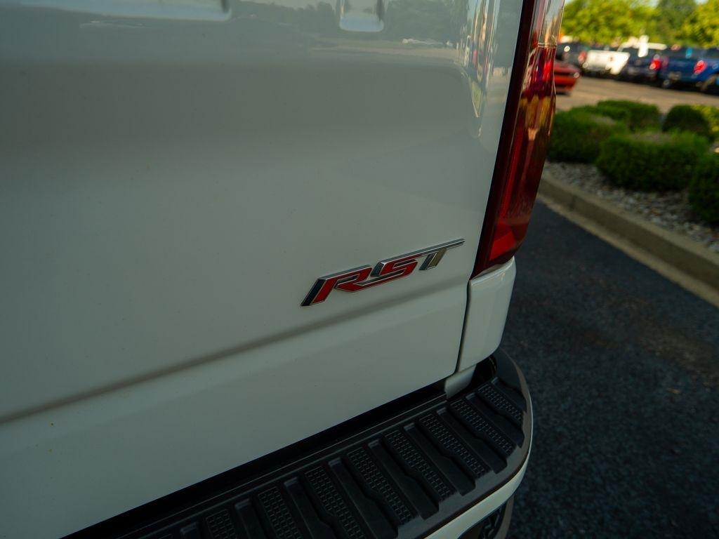 Chevrolet Silverado 1500  2021