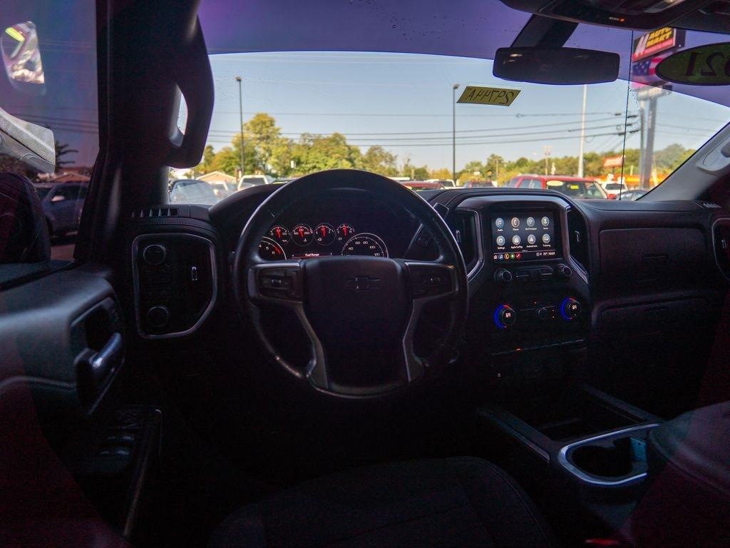 Chevrolet Silverado 1500  2021