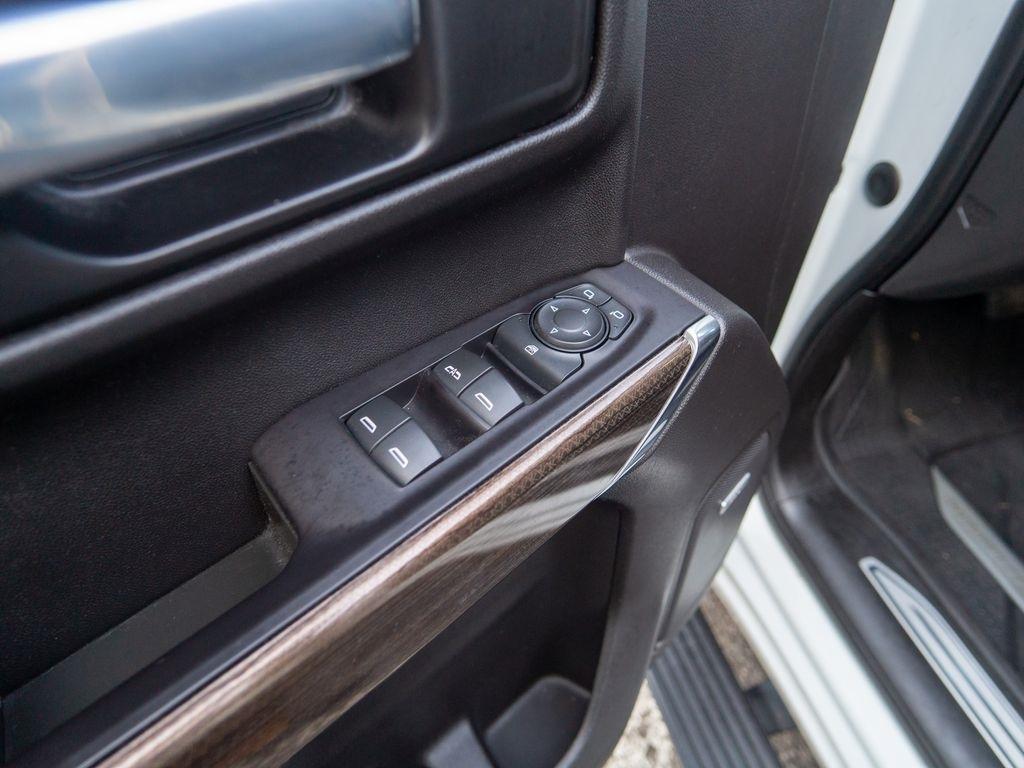 Chevrolet Silverado 1500  2021