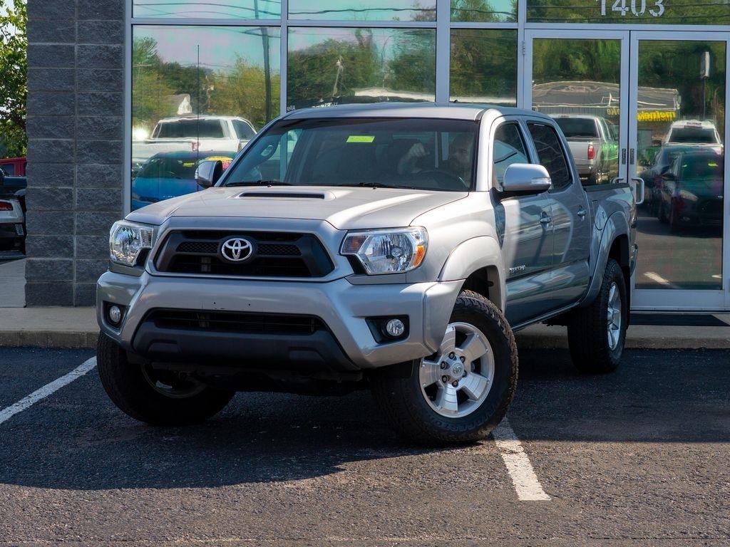 Toyota Tacoma  2014