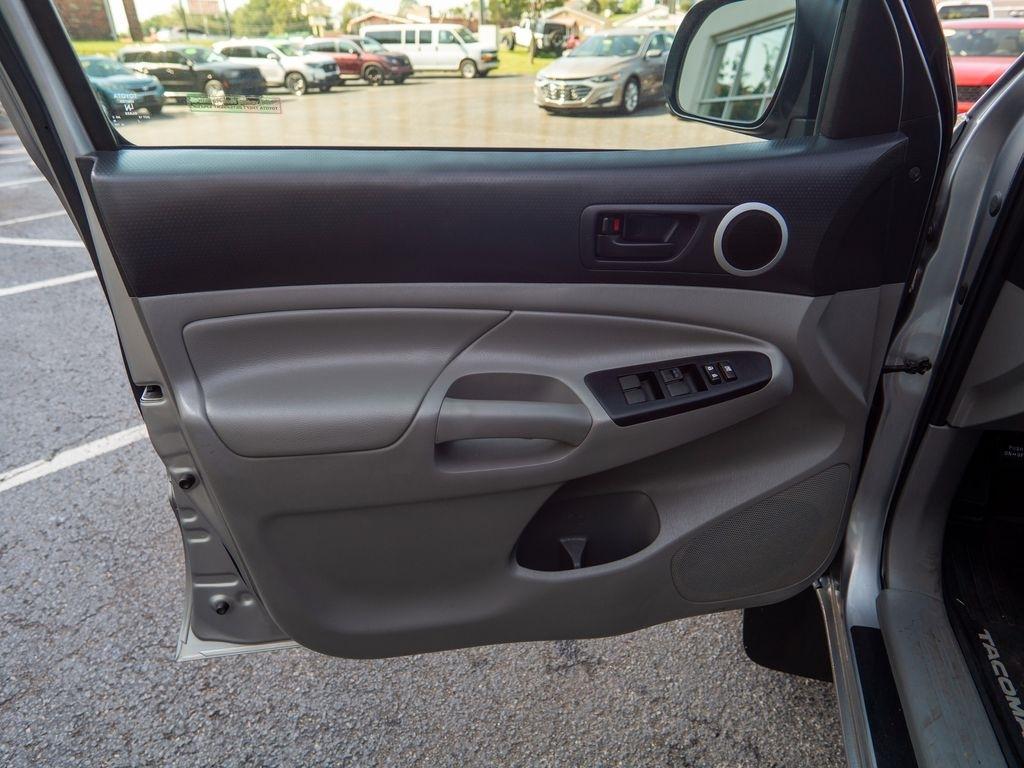 Toyota Tacoma  2014