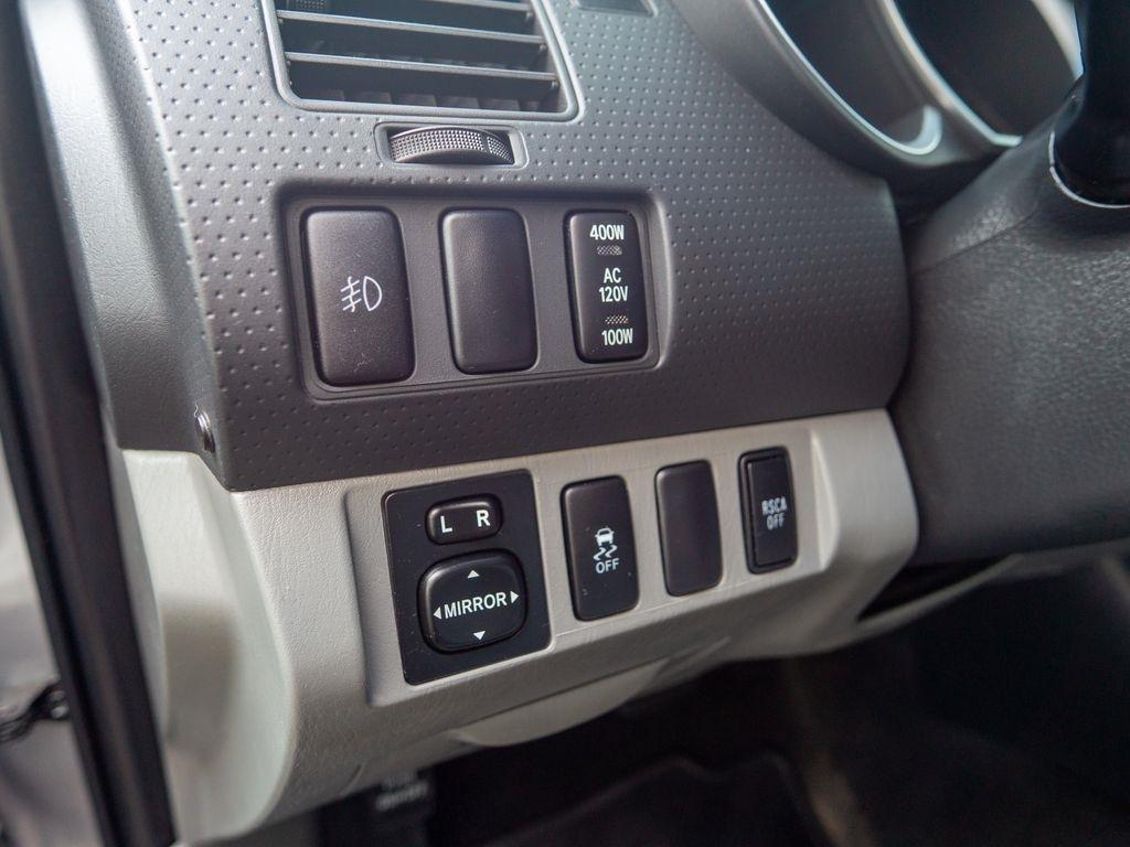 Toyota Tacoma  2014