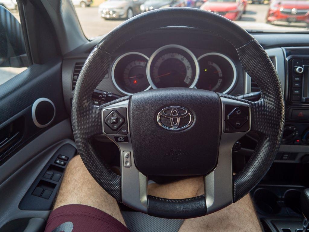 Toyota Tacoma  2014