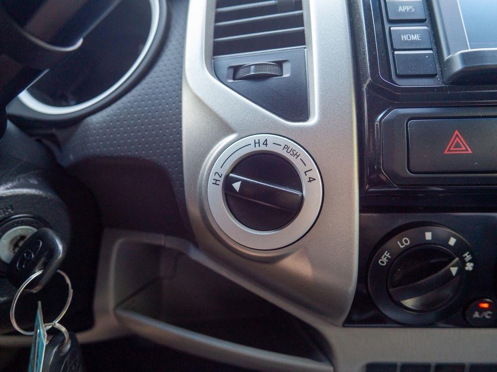 Toyota Tacoma  2014