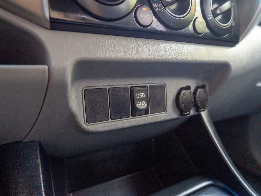 Toyota Tacoma  2014