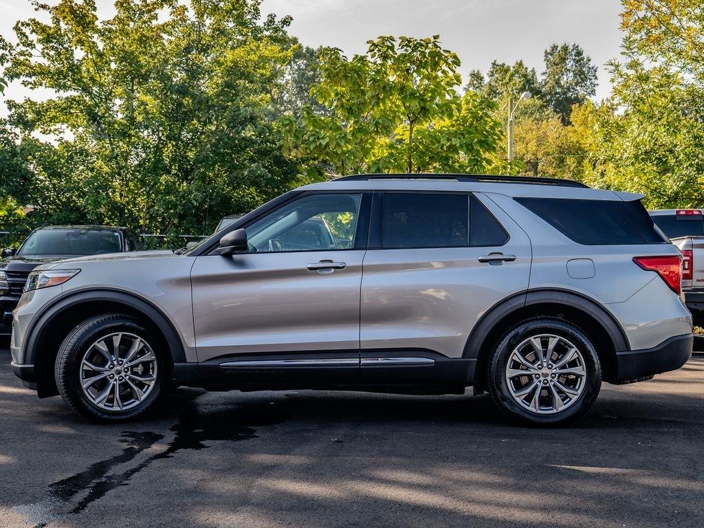 Ford Explorer photo 4