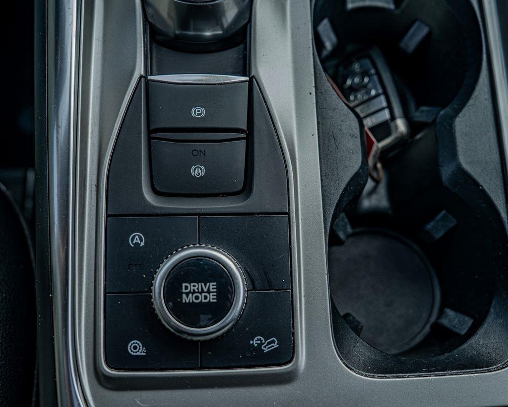 Ford Explorer photo 34