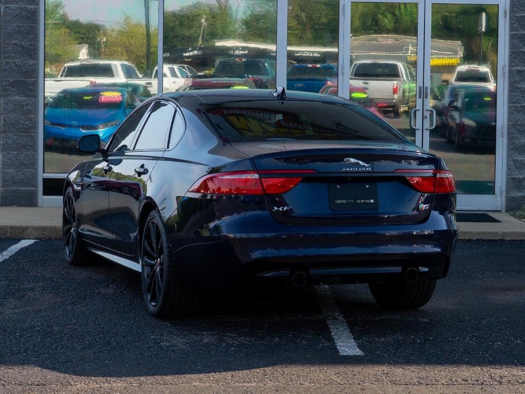 Jaguar XF-Series  2018