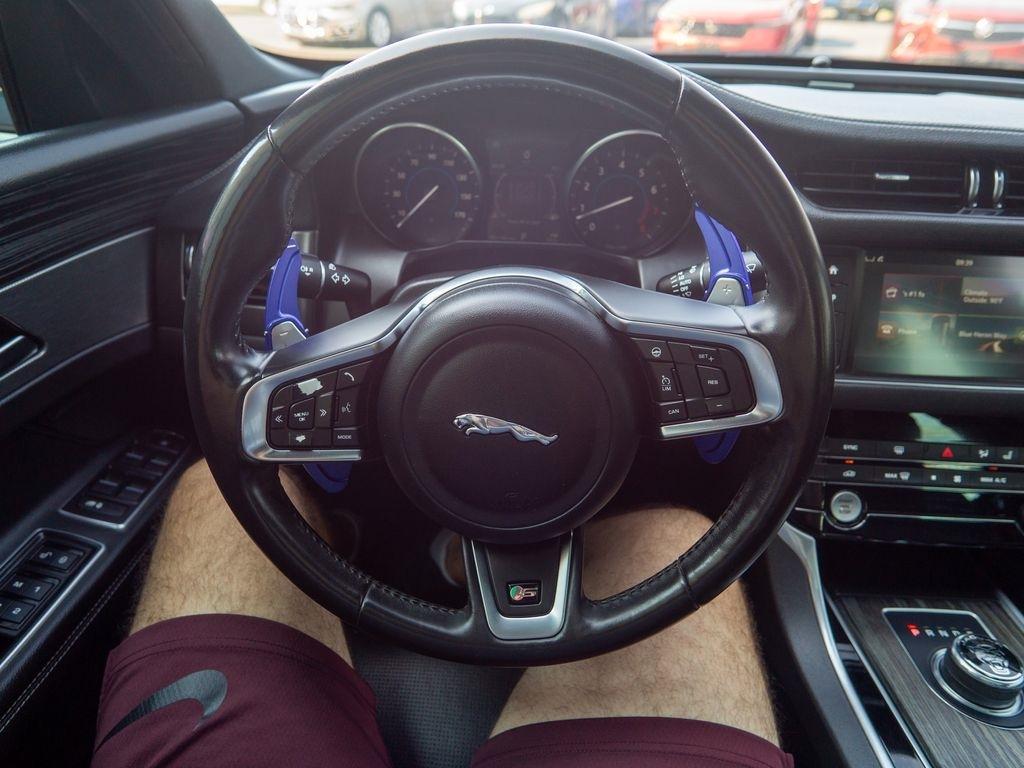 Jaguar XF-Series  2018