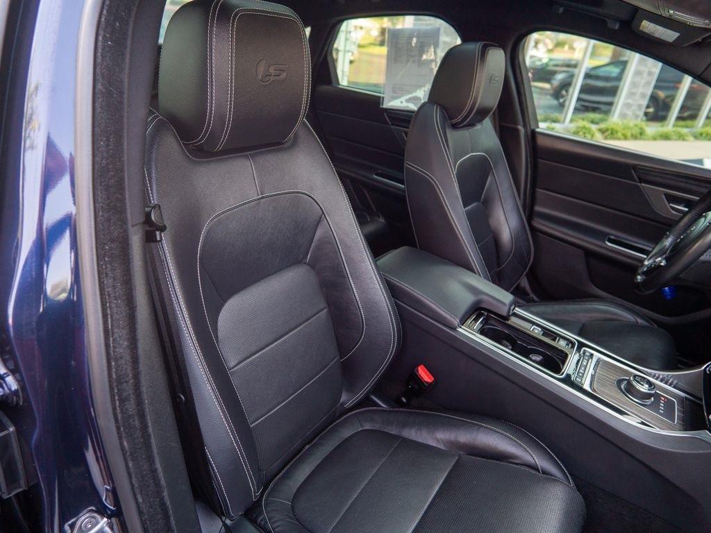 Jaguar XF-Series  2018