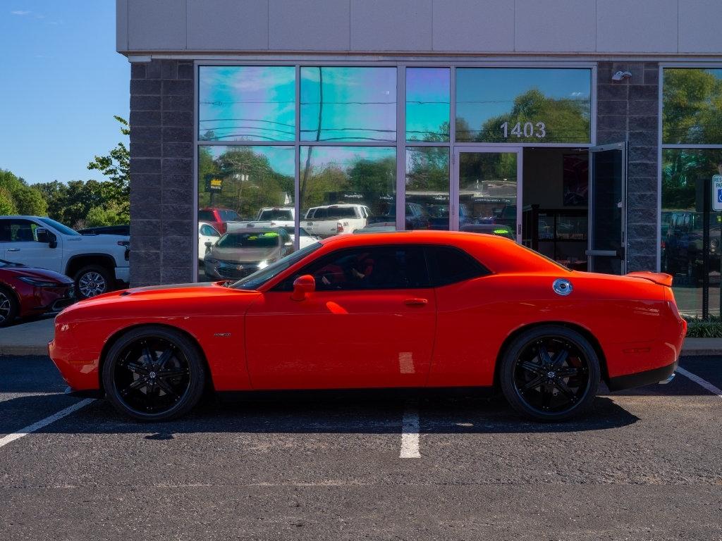 Dodge Challenger photo 5