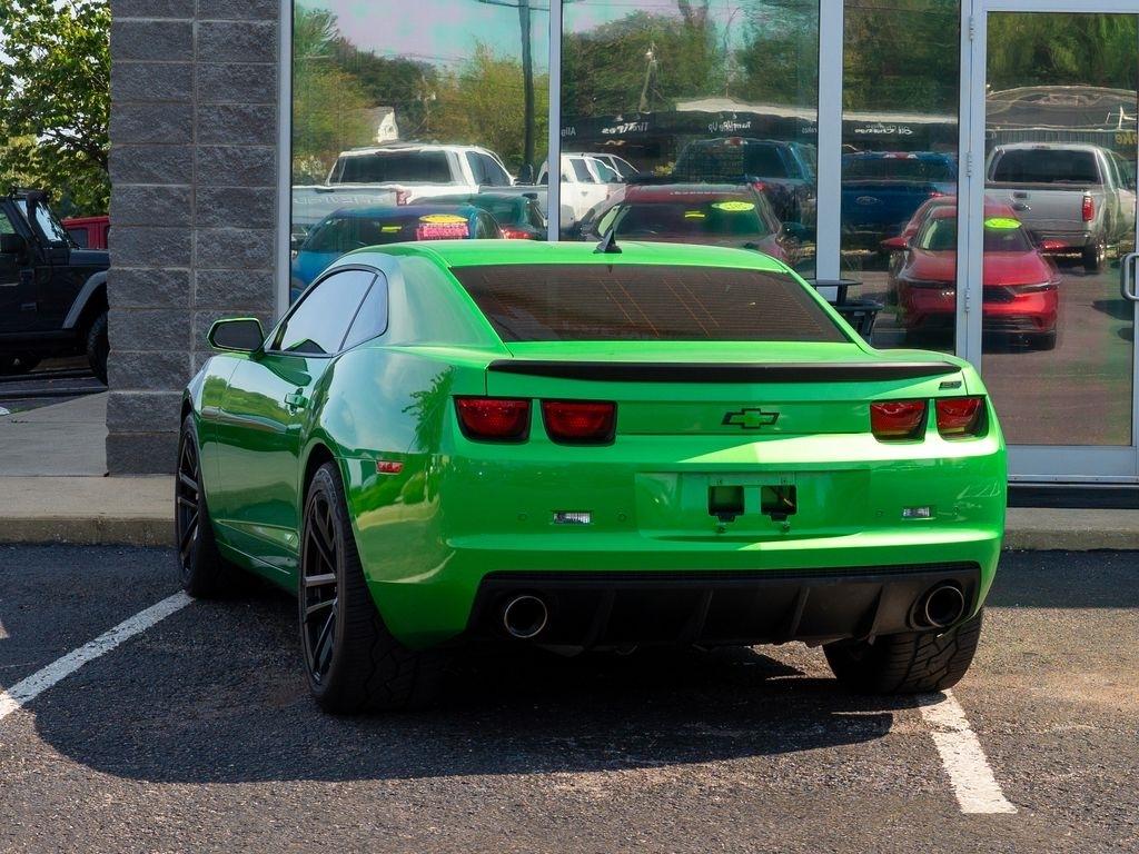 Chevrolet Camaro  2011