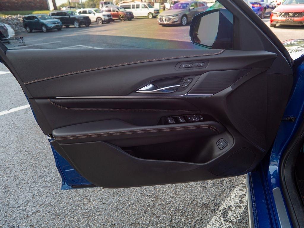 Cadillac CT4  2022