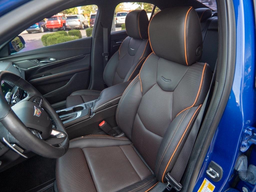 Cadillac CT4  2022