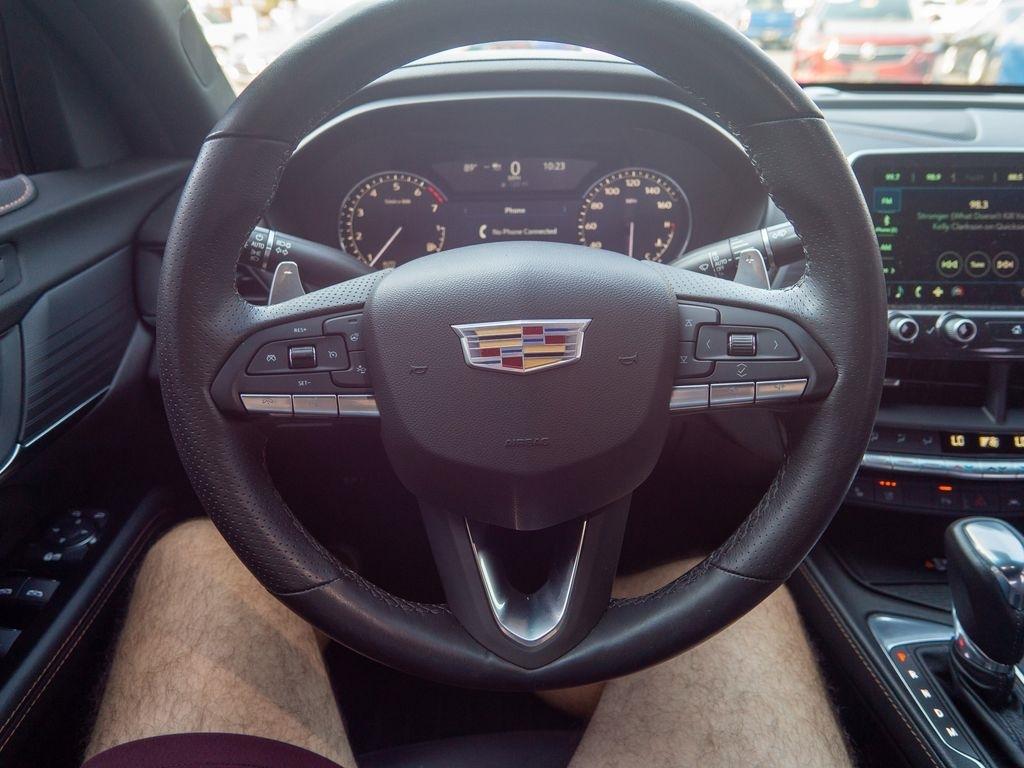 Cadillac CT4  2022