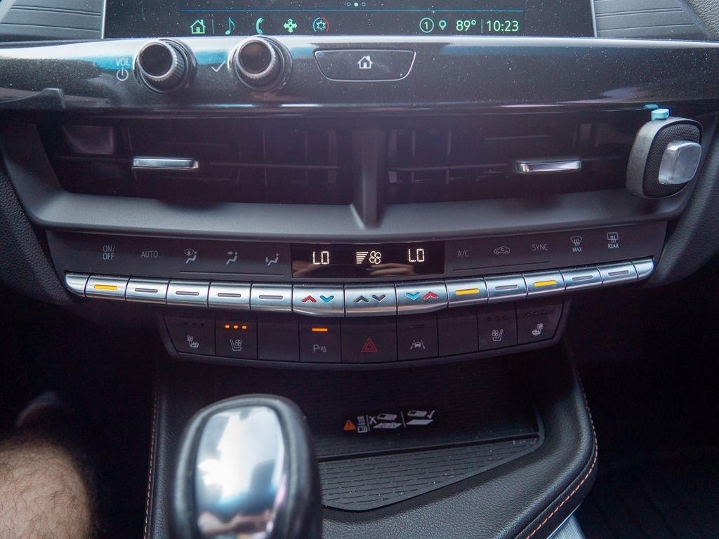 Cadillac CT4  2022