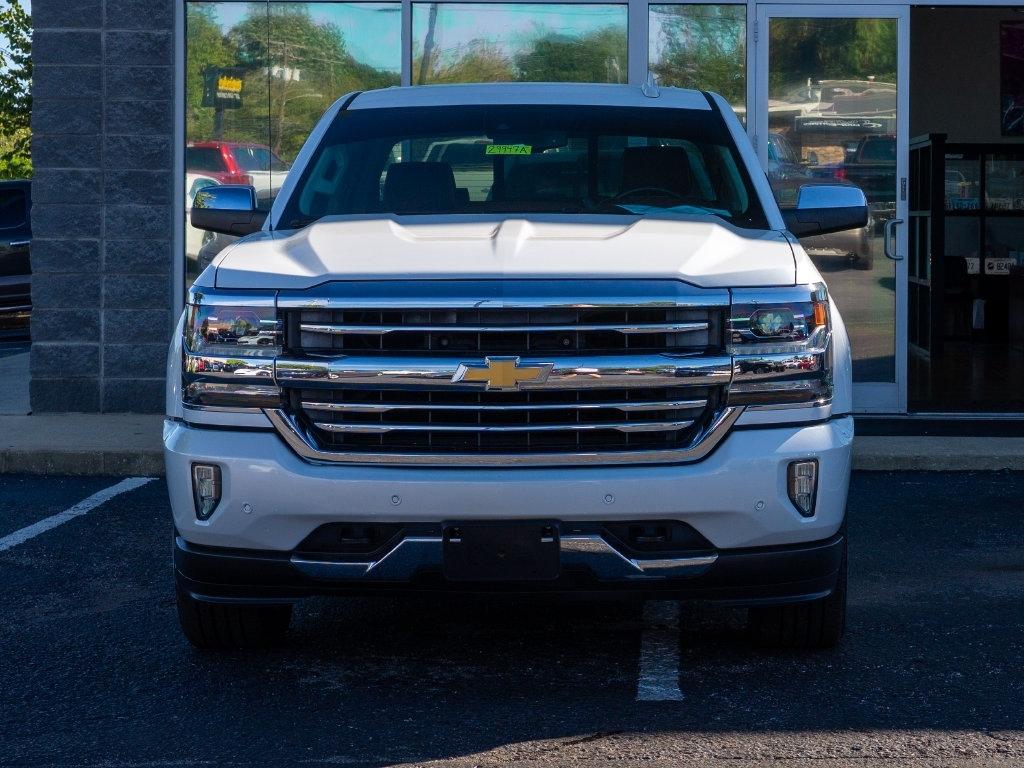 Chevrolet Silverado photo 7