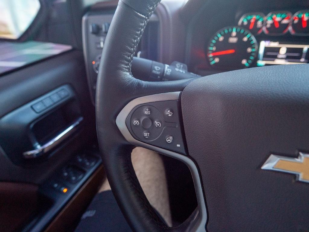 Chevrolet Silverado photo 23