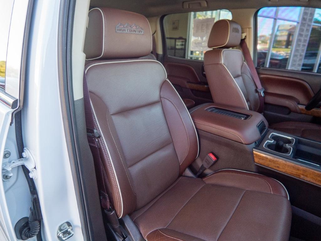 Chevrolet Silverado photo 30