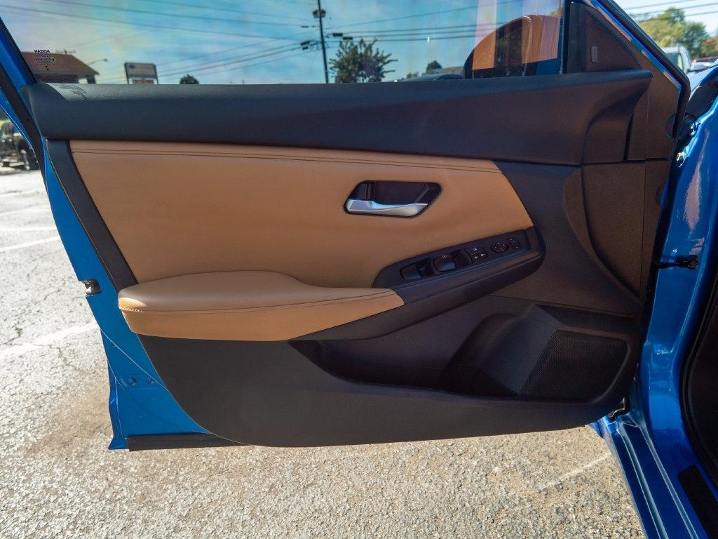 Nissan Sentra  2023