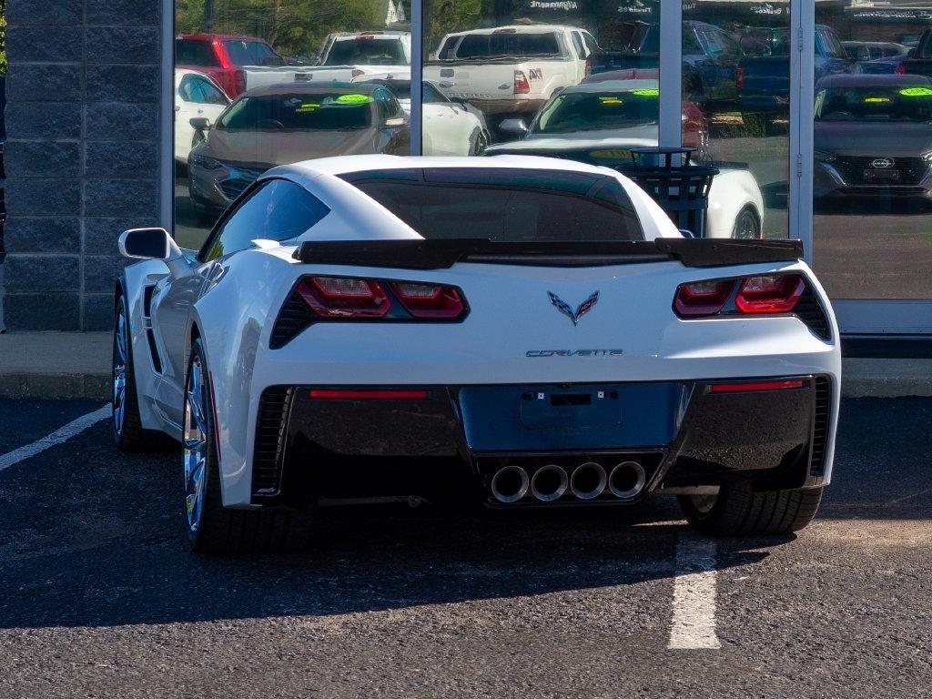 Chevrolet Corvette photo 4