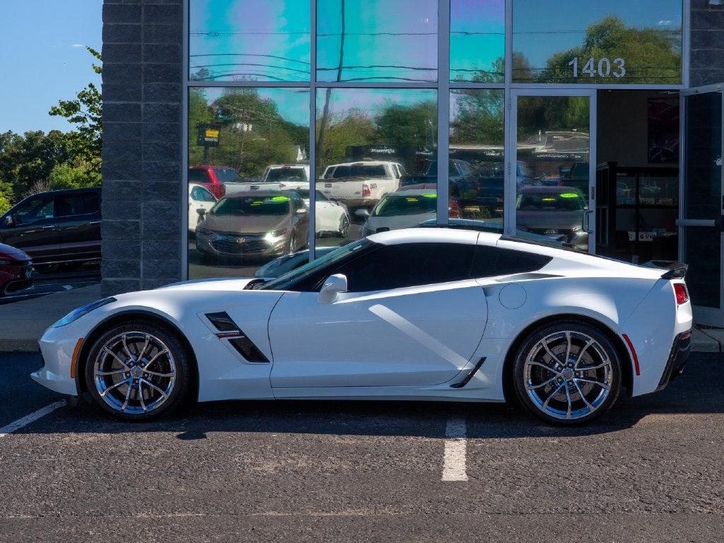 Chevrolet Corvette photo 5