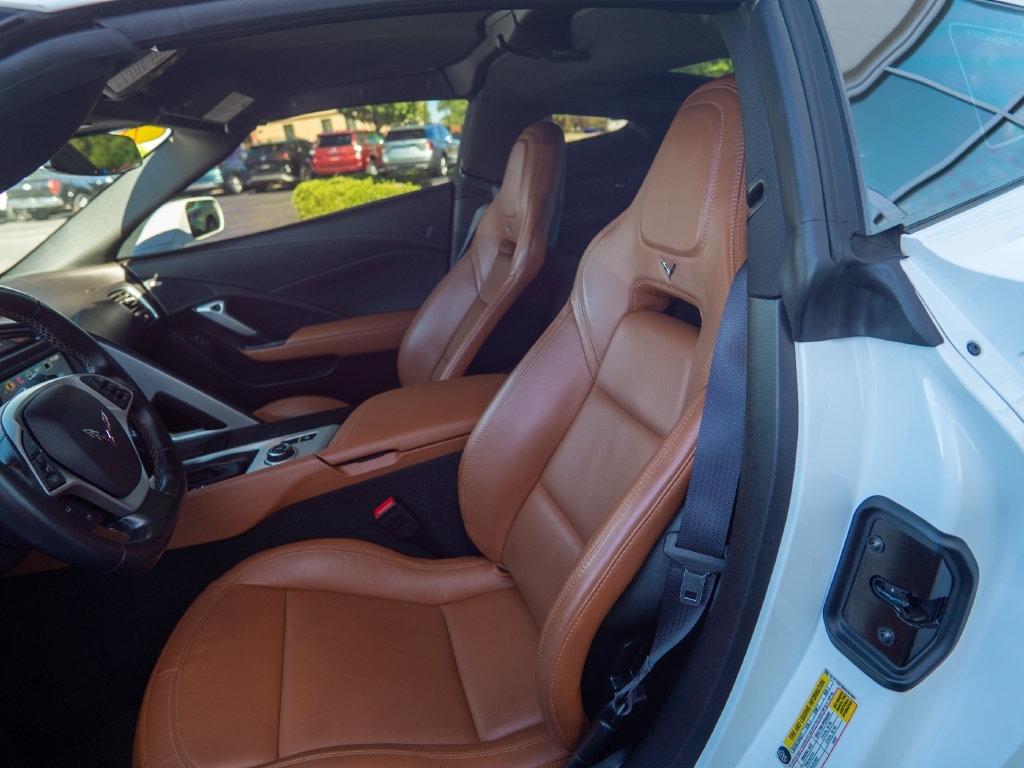 Chevrolet Corvette photo 12